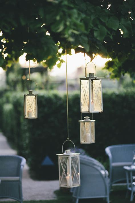 Outdoor Wedding Lighting Ideas From Real Celebrations Outdoor Wedding