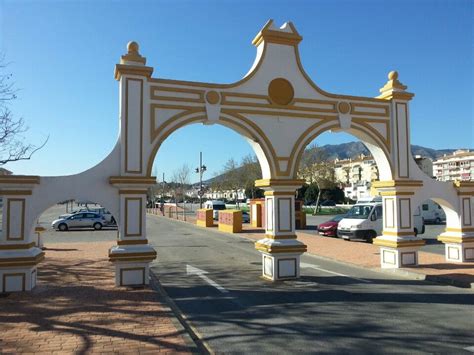 From old french ferial or medieval latin ferialis, from latin fēria (weekday) (whence the first sense), fēriae (holidays) (whence the second). Recinto Ferial de Fuengirola en Fuengirola, Andalucía ...