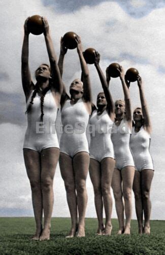 Ww2 Photo Picture Young Women League Of German Girls Deutscher Mädel 1940 249 Ebay