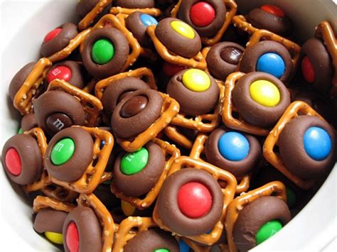 Coleman Chronicles Quick Sweet Treat Pretzels Topped With Hersheys