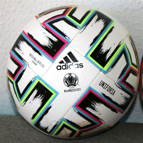 Alle infos zu den die europameisterschaft (offiziell auch: Die EM-Ball-Versionen 2020 im Überblick | Ball One