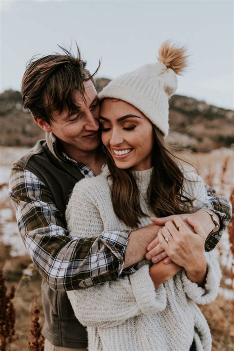 Arriba 81 Imagen Fall Engagement Photo Outfit Ideas Abzlocalmx