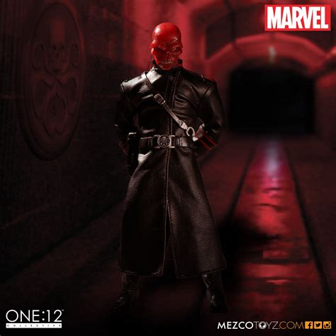 One12 Collective Marvel Red Skull Mezco Toyz