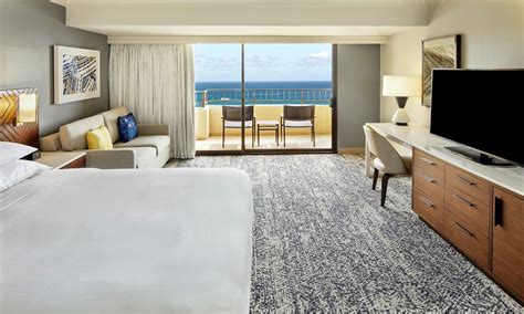 Hilton Hawaiian Village Diamond Head Tower One Bedroom Suite
