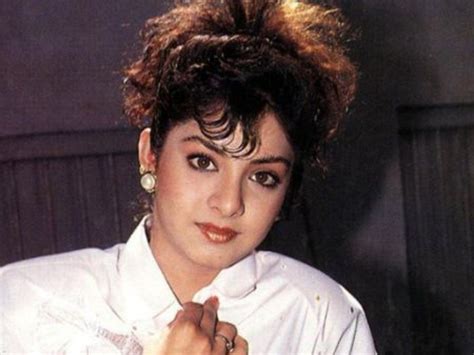 6 Rare Facts About Late Bollywood Diva Divya Bharti On 47th Birth Anniversary