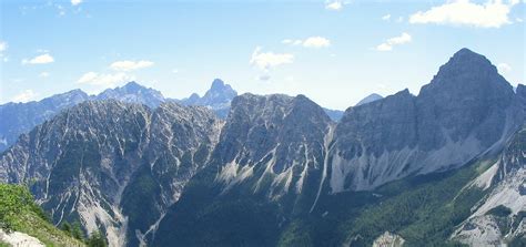 Dolomites Mountain Range In Italy Thousand Wonders