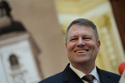 La ce vârstă se pot pensiona. Preşedintele Klaus Iohannis sărbătorește astăzi împlinirea ...