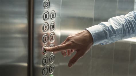 Broken Elevators Reaching Crisis Proportions Across Canada Cbc News