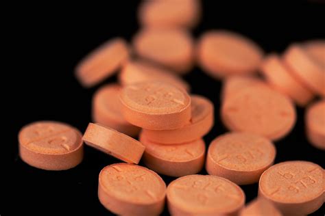 Adderall Addiction What To Look For And How To Treat It The Discovery House Los Angeles Ca