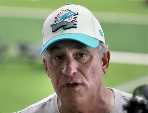 dave hyde vic fangio makes first steps — and has first concern — in righting this dolphins defense