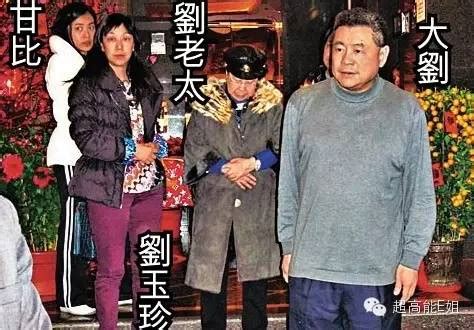 Check in] 载入正式记录 在名单上登记,在旅馆登记住宿 check in at a hotel 在学校注册簿. 香江最传奇娱记&最强小三："屋村贵妇"甘比的快乐与哀愁_百科TA说