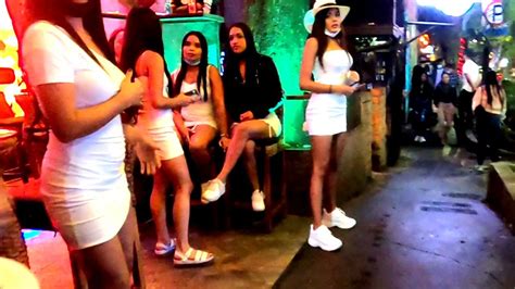 New Medellin Colombia Party Nightlife Walkthrough Hottest Colombian Women In Safest Area Youtube