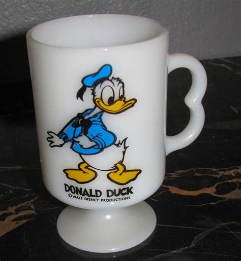 Federal Vintage White Milk Glass Walt Disney Donald Duck Pedestal