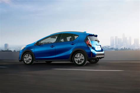 Here are the top 2019 toyota prius c for sale now. 2019 Toyota Prius c Pictures - 30 Photos | Edmunds