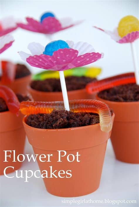 Simple Girl Flower Pot Cupcakes