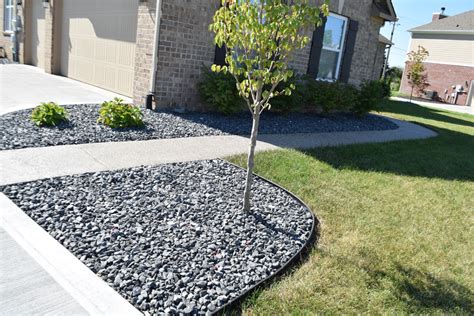 Slate chips are beautiful, dark gray slate chips range in size from 1 in. Maylen Black | Indianapolis Decorative Rock | McCarty Mulch