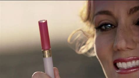 Covergirl Outlast Lipcolor Tv Spot Gold And Pink Ft