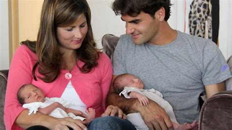 Some identical twins may be born with individual sets of membranes, which may lead to the to form identical or monozygotic twins, one fertilised egg (ovum) splits and develops into two babies with. Roger Federer announces he and wife Mirka expecting child in 2014 | The Courier-Mail