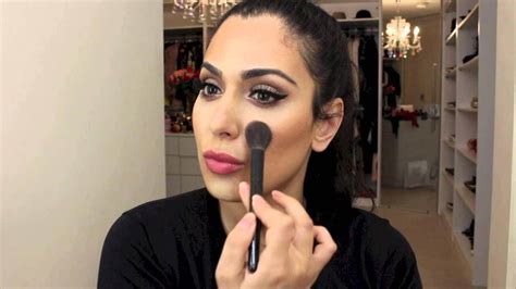 Famous Latina Makeup Artist