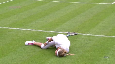 Victoria Azarenka Suffers Leg Injury During Day 1 Of Wimbledon
