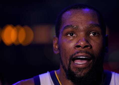 Warriors Kevin Durant Weighing Potential Sign And Trade With New York