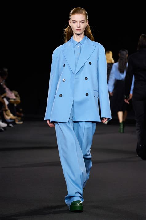 rochas fall 2020 ready to wear collection vogue fashion line suit fashion fashion week