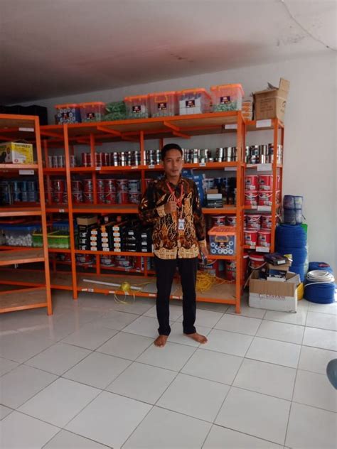 Daftar perusahaan / bisnis yang bergerak di bidang bahan bangunan yang berlokasi di wilayah solo raya / surakarta. Toko Bangunan Koperasi BMI Walantaka, Cisauk, Pakuhaji Dan ...