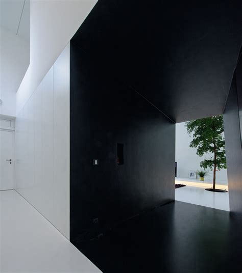 The Mirror House By Bernd Zimmermann Interior Spaces Modern Interior Interior And Exterior