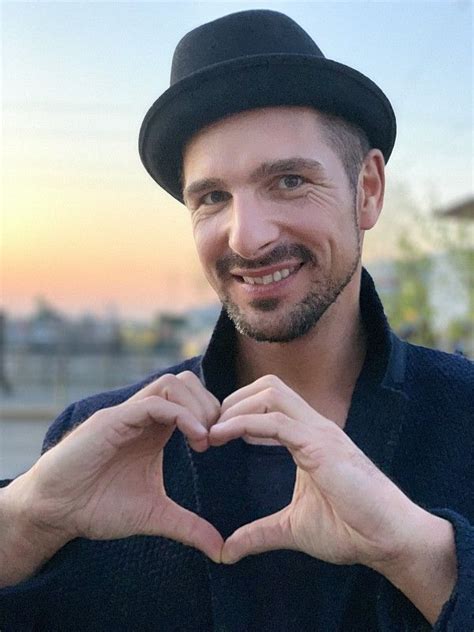 Was sind die dinge in deinem leben, für die du kämpfen willst? Gehörloser TV-Star Benjamin Piwko lädt zum Sonntags ...
