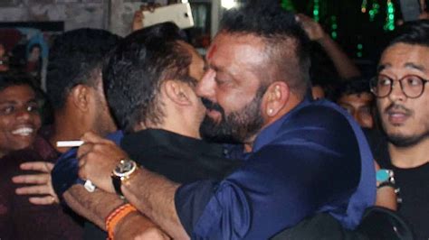 Salman And Sanjay Hug It Out Bollywoods ‘bharat Milap Moment
