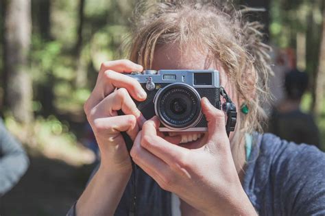 Good travel cameras should be small, versatile, and offer good image quality. The Best Compact Cameras for Travel in 2020