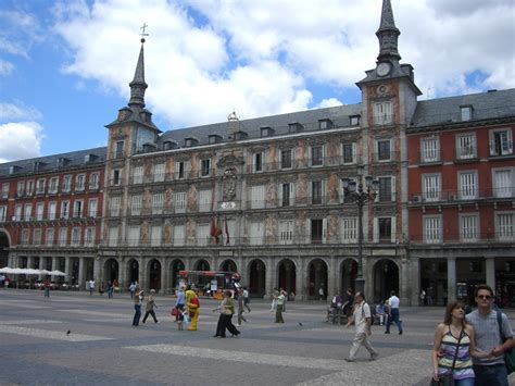 Noticias, deportes, programas, vídeos, fotos.infórmate de lo que sucede en madrid, españa y el mundo en telemadrid.es. Madrid - the Spanish capital has much to offer families - Parenting Without Tears