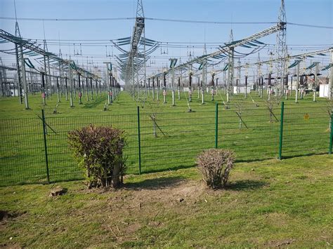 Wohnungen mietwohnungen eigentumswohnungen zwangsversteigerungen haus mieten haus kaufen Meerbusch-Osterath: Letzter Haus-Abriss für Konverter - NE ...