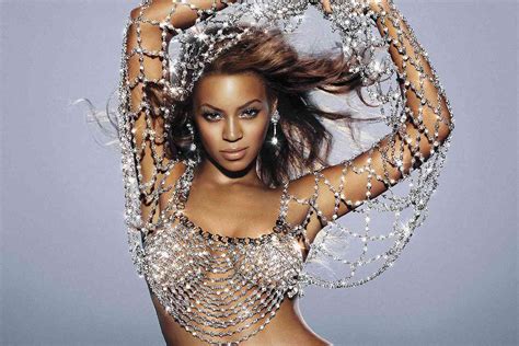 beyoncé wore photographer s jeans on ‘dangerously in love album cover