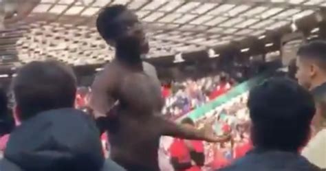 Paul Pogba Clashes With Angry Man United Fan After 2 0 Home Defeat To Cardiff The Irish Post