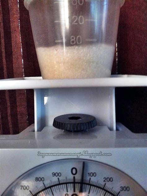 Berapa liter berat 1 kg minyak goreng yang memiliki massa jenis 0933 kg liter. Cozy Kitchen : Gelas Belimbing dan Gelas Takar 'mc' ke ...