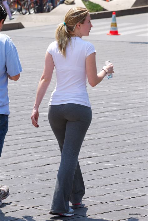 Round Ass Blond In Tight Lycra Pawg Divine Butts Public Candid