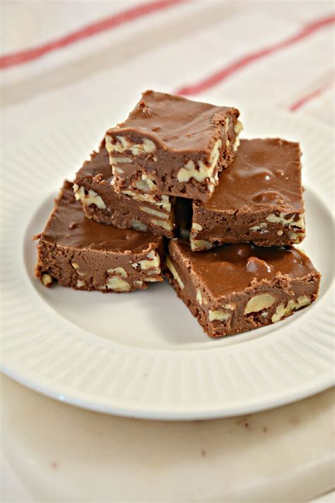 Pour the filling into the pie crust and bake for 25 minutes or until just set. Paula Deen's 5-Minute Fudge - Sweet Pea's Kitchen