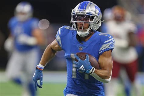 Amon Ra St Brown Jameson Williams Both Injured At Lions Practice The Spun What S Trending