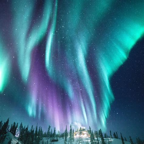 Northern Lights seen from Yellowknife, Northwest Territories, Canada ...