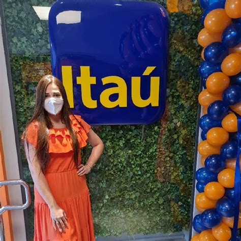 Fernanda Soares De Oliveira Agente De Negócios Varejo Itaú Unibanco