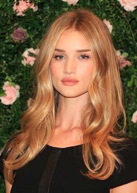 16 Best Honey Blonde Hair Color Hairstyles And Haircuts
