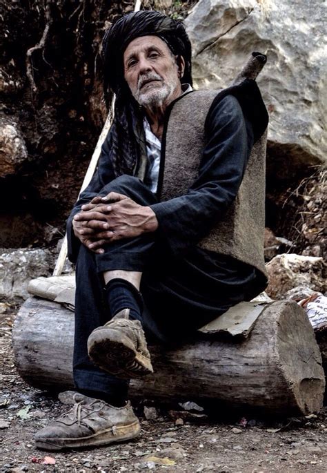 Portrait Of An Old Man In The Hawraman Region The Kurds Antigone Pen