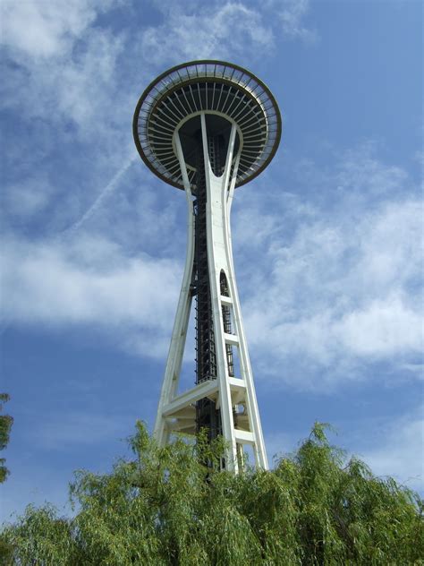 Space Needle Seattle Wa Space Needle Landmarks Needle