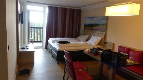 Yelp is a fun and easy way to find, recommend and talk about what's great and not so great in hausen and beyond. "Zimmer" Rhön Park Hotel (Hausen (Rhön)) • HolidayCheck ...