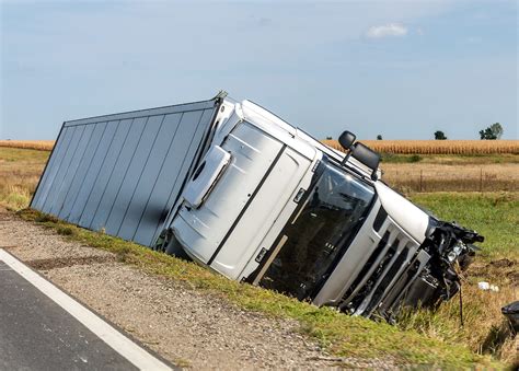 Truck Accident Lawyer in San Diego: Help for Semi-Truck Accidents