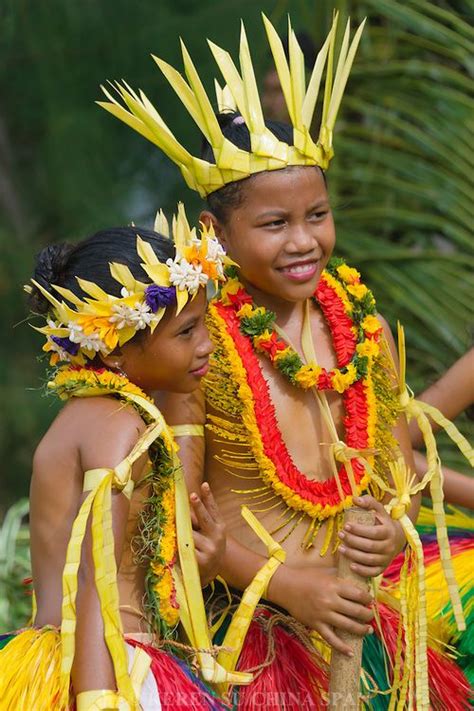 yapese girls in traditional clothing at yap day festival yap island federated states of