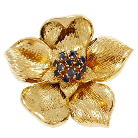 Tiffany And Co Sapphire Gold Flower Pin Brooch At 1stdibs Tiffany