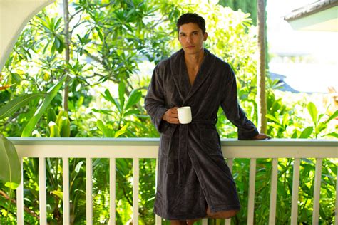 spy spotlights cariloha s bathrobe as one you ll never want to take off