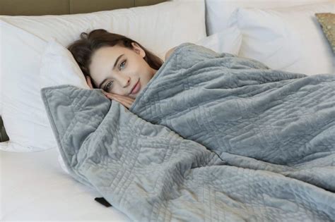 Top 10 Best Weighted Blanket Canada (Updated August 2020)